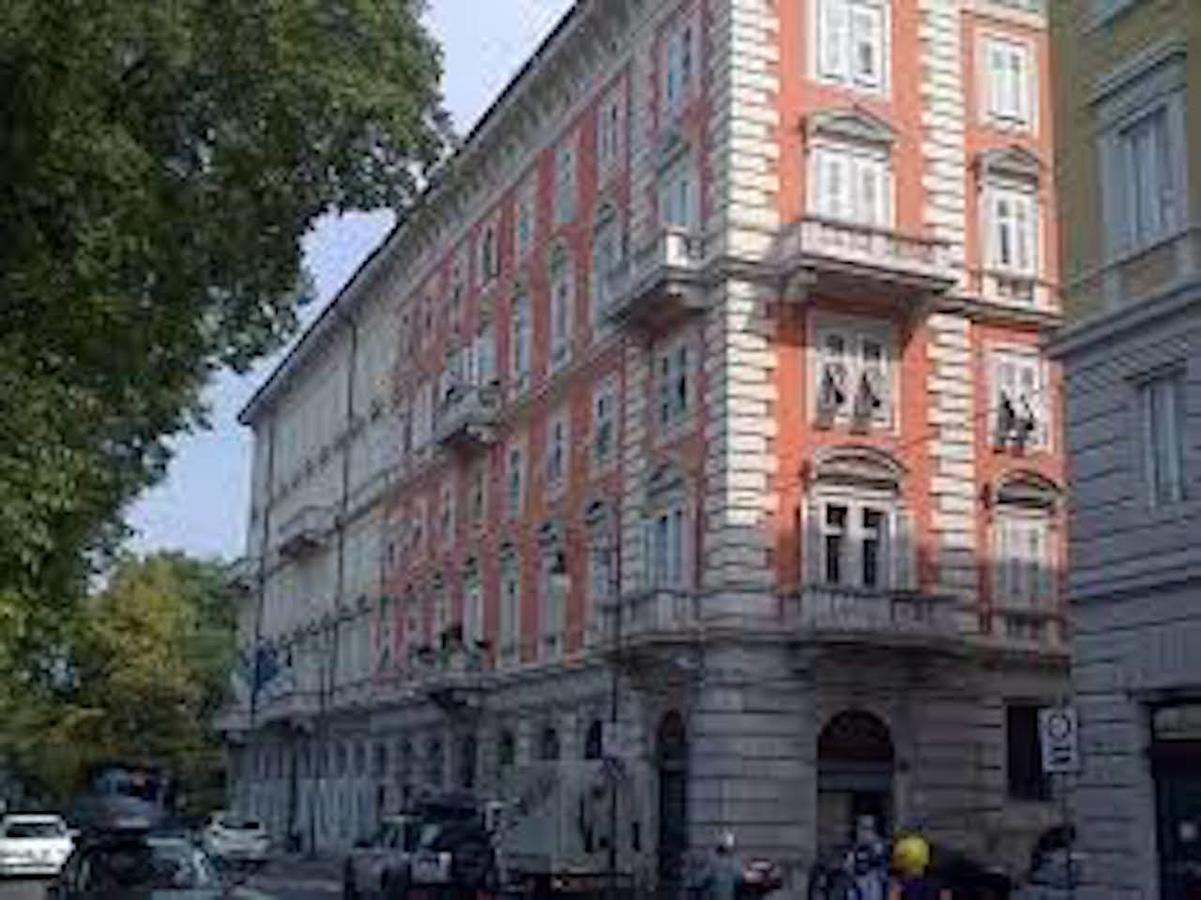 Le Stanze Di Miramare B&B Boutique Triëst Buitenkant foto
